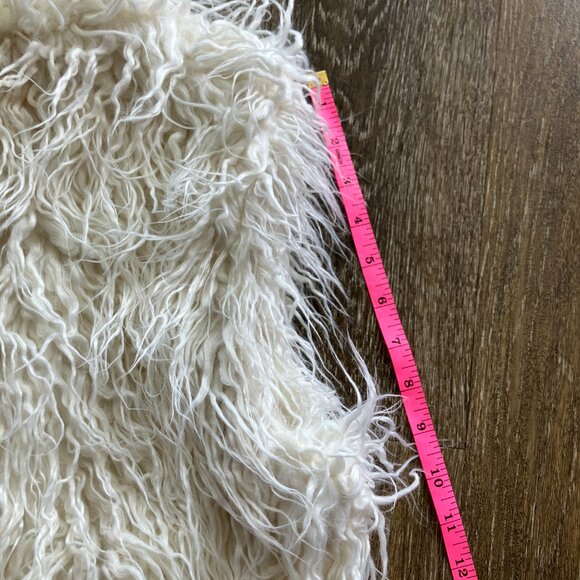 Kenar Fuffly Size M Off White Vest - Picture 8 of 9